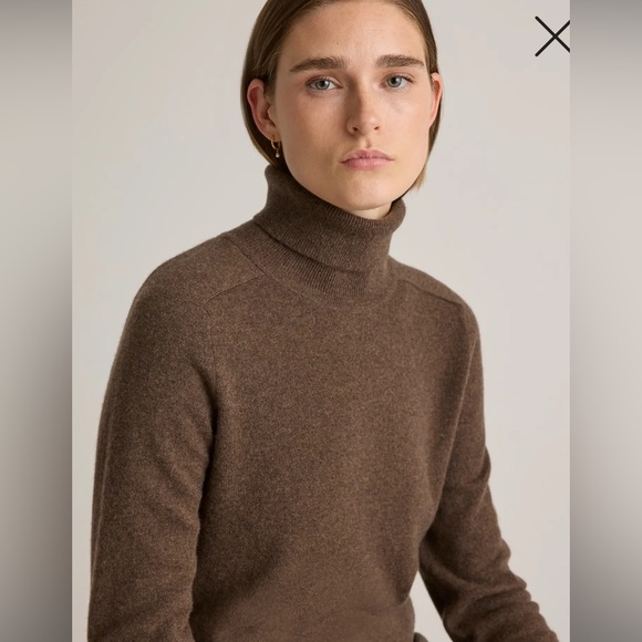Quince Rich Brown Cashmere Turtleneck Sweater - Picture 4 of 10